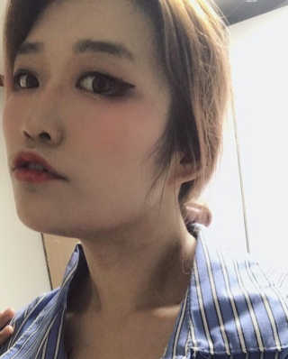 [블랙루즈] 줌 인 HD 커버핏 컨실러 3종 中 택1 — 5점을 준 리뷰어가 2020년 7월 올린 사용 사진