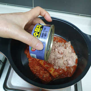 동원참치 펭수참치 — 5점을 준 리뷰어가 2020년 7월 올린 사용 사진
