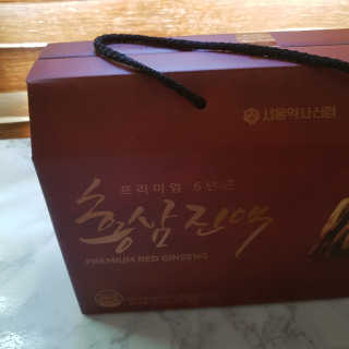 서울약사신협_프리미엄 6년근 홍삼진액_70mlx30포 — 5점을 준 리뷰어가 2020년 7월 올린 사용 사진