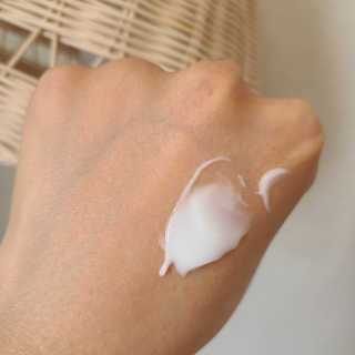 바르는콜라겐 하이온 제주바다보배 슬리핑마스크 100mL — 5점을 준 리뷰어가 2020년 5월 올린 사용 사진