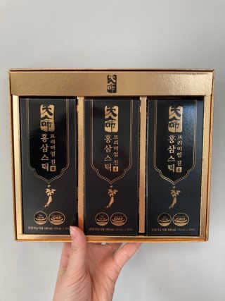 헬스업_천명진프리미엄홍삼스틱_10ml x 30포 — 4.5점을 준 리뷰어가 2020년 10월 올린 사용 사진