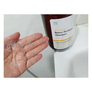 달리프 베러 퍼퓸 샴푸 1000ml 레이니데이 or 일랑로즈 — 5점을 준 리뷰어가 2020년 11월 올린 사용 사진