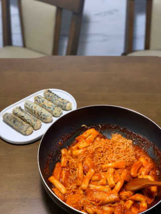 화곡미담 옛날 떡볶이 — 5점을 준 리뷰어가 2020년 4월 올린 사용 사진