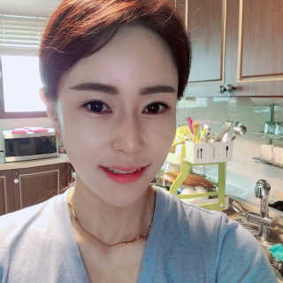 다슈코리아 다슈 데일리 탈모완화 초강력 헤어 스프레이 — 5점을 준 리뷰어가 2020년 9월 올린 사용 사진