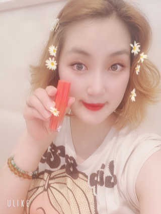[블랙루즈] 컬러 락 하트 틴트 1+1 — 5점을 준 리뷰어가 2020년 7월 올린 사용 사진