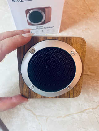 SEVIZ MINI10W 레트로 블루투스 스피커 — 5점을 준 리뷰어가 2020년 9월 올린 사용 사진