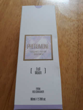 레드컨테이너 페로몬향 퍼퓸 바디미스트 80ml — 5점을 준 리뷰어가 2020년 4월 올린 사용 사진