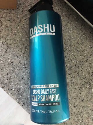 다슈코리아 다슈 데일리 패스트 한방 두피 샴푸 500ml — 4점을 준 리뷰어가 2020년 4월 올린 사용 사진