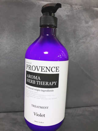 프로방스 바이올렛 퍼퓸 트리트먼트 1000ml 업그레이드 — 3점을 준 리뷰어가 2020년 8월 올린 사용 사진
