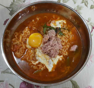 동원참치 펭수참치 — 5점을 준 리뷰어가 2020년 6월 올린 사용 사진