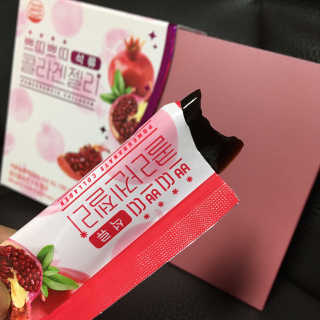 헬스업_쁘띠쁘띠석류콜라겐젤리_20g x 14포 — 5점을 준 리뷰어가 2020년 11월 올린 사용 사진