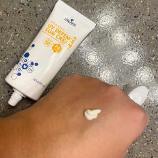트리티스 US [TREATIS] UV Defence Sun Cream PA+++ / SPF50+ — 5점을 준 리뷰어가 2020년 10월 올린 사용 사진