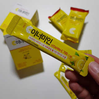 이너미인 VITAMIN-C 700 — 5점을 준 리뷰어가 2020년 8월 올린 사용 사진