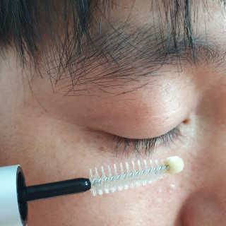 닥터존스킨 눈썹자라 — 5점을 준 리뷰어가 2020년 8월 올린 사용 사진