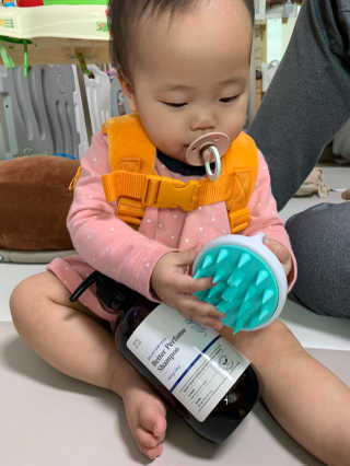 달리프 베러 퍼퓸 샴푸 1000ml 레이니데이 or 일랑로즈 — 5점을 준 리뷰어가 2020년 4월 올린 사용 사진