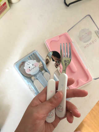 유비맘 스푼포크 케이스 세트 1+1 _컬러랜덤 발송 — 5점을 준 리뷰어가 2020년 9월 올린 사용 사진