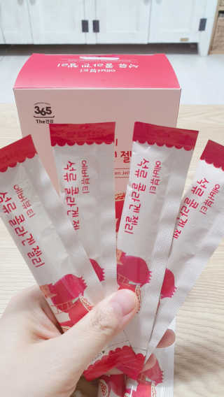 365더건강 에버뷰티 석류콜라겐 젤리 — 5점을 준 리뷰어가 2020년 7월 올린 사용 사진
