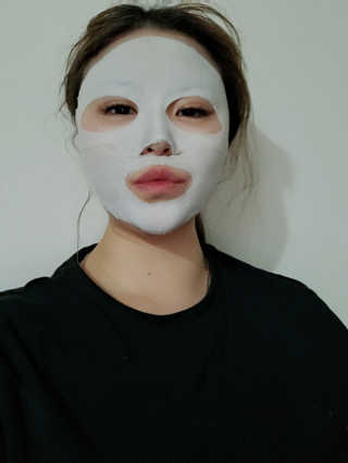 아이디플라코스메틱 페이스핏 플라스터 마스크 — 4점을 준 리뷰어가 2020년 5월 올린 사용 사진