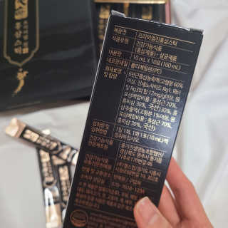 헬스업_천명진프리미엄홍삼스틱_10ml x 30포 — 5점을 준 리뷰어가 2020년 9월 올린 사용 사진