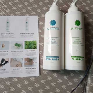일리세이 허니 샴푸 500ml + 허니 바디워시 500ml 세트 — 5점을 준 리뷰어가 2020년 4월 올린 사용 사진
