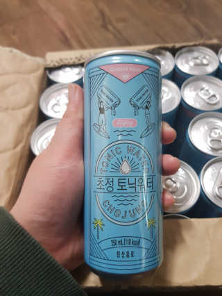 일화 소주와환상궁합 세계 3대 광천수로만든 초정토닉워터 — 5점을 준 리뷰어가 2020년 4월 올린 사용 사진