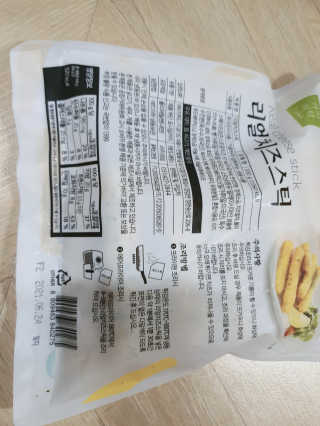 가치식탁 리얼치즈스틱, 리얼크림치즈볼 — 5점을 준 리뷰어가 2020년 11월 올린 사용 사진