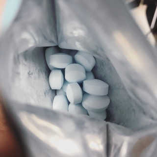 입 냄새 완화에 도움을 주는 에티켓 캔디 복숭아맛 앳캔디 — 4점을 준 리뷰어가 2020년 12월 올린 사용 사진