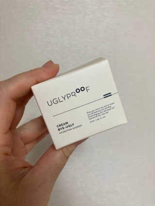 어글리프루프 크림 바이어글리 하이드레이션 샤워 50ml — 5점을 준 리뷰어가 2020년 12월 올린 사용 사진