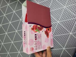 헬스업_쁘띠쁘띠석류콜라겐젤리_20g x 14포 — 4점을 준 리뷰어가 2020년 11월 올린 사용 사진