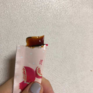 365더건강 에버뷰티 석류콜라겐 젤리 — 4.5점을 준 리뷰어가 2020년 8월 올린 사용 사진