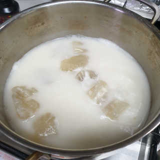 한촌몰 설렁탕집 가마솥 도가니탕 350g x 2팩 — 5점을 준 리뷰어가 2020년 8월 올린 사용 사진