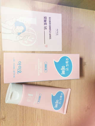 IO 아이오 오늘도 넌 예뻐 - 데일리딥 클렌징폼 — 5점을 준 리뷰어가 2020년 10월 올린 사용 사진