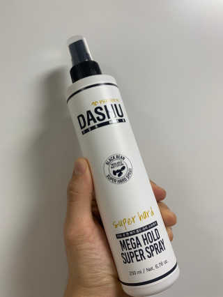 다슈코리아 다슈 포 맨 프리미엄 메가 홀드 슈퍼 스프레이 250ml — 4.5점을 준 리뷰어가 2020년 7월 올린 사용 사진