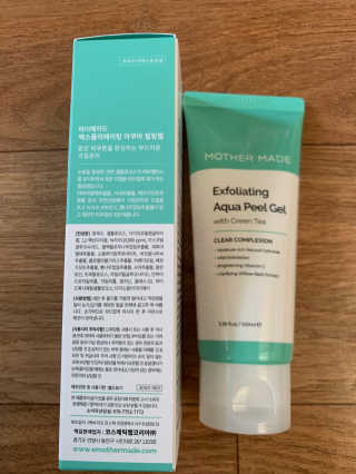 [마더메이드]엑스폴리에이팅 아쿠아 필링젤 w.그린티_K — 5점을 준 리뷰어가 2020년 10월 올린 사용 사진