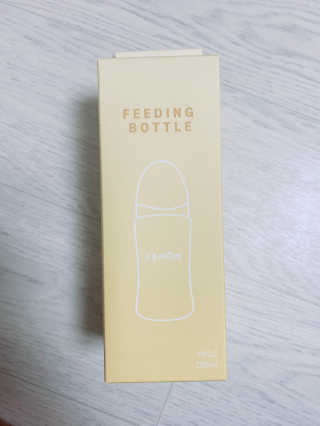 유비맘 PPSU 젖병 노꼭지_260ml_컬러 랜덤 발송 — 5점을 준 리뷰어가 2020년 9월 올린 사용 사진