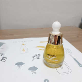미구하라 프리미엄 울트라 화이트닝 퍼펙트 앰플 오리진  20ml — 3점을 준 리뷰어가 2020년 4월 올린 사용 사진