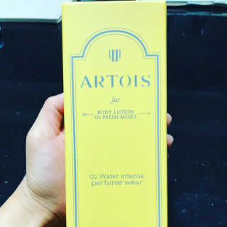 아르투아 ARTOIS 꽃밭에 누운듯 은은한 꽃향기, 아르투아 자르 바디로션 — 5점을 준 리뷰어가 2020년 7월 올린 사용 사진