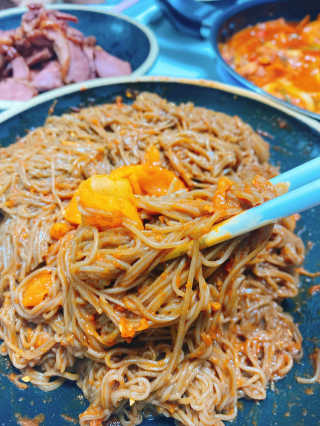 [해주냉면] 신천맛집 매운 비빔냉면 2인분 + 무절임 — 4점을 준 리뷰어가 2020년 5월 올린 사용 사진