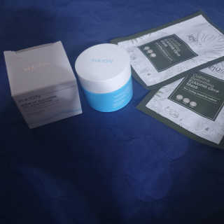 바르는콜라겐 하이온 제주바다보배 슬리핑마스크 100mL — 5점을 준 리뷰어가 2020년 6월 올린 사용 사진