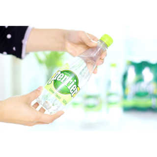 페리에 라임 500ml 투명페트 — 5점을 준 리뷰어가 2020년 11월 올린 사용 사진